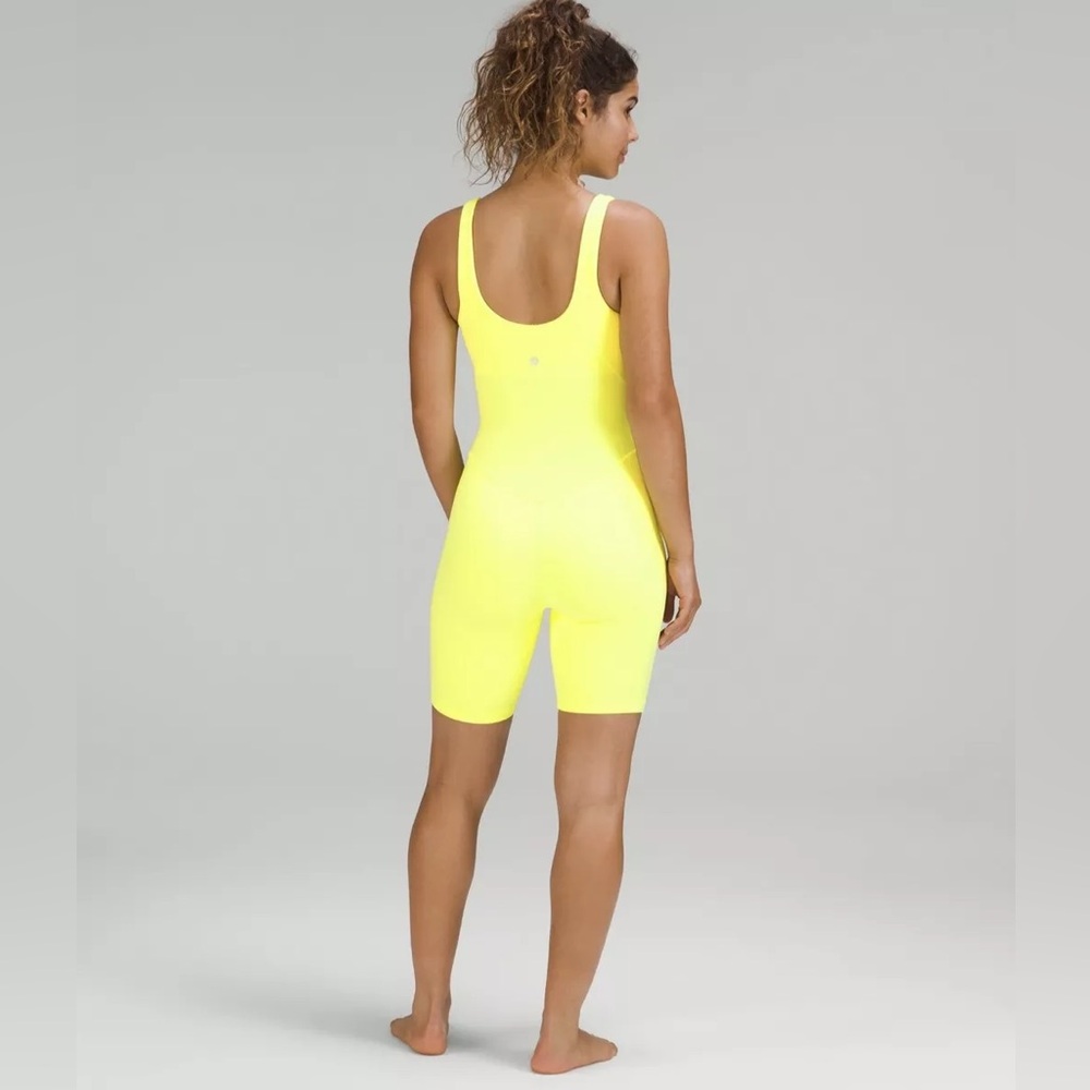 NWT Lululemon Align Bodysuit 8” Electric Lemon - Picture 3 of 6